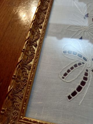 2 quadri in tessuto lino ricamati