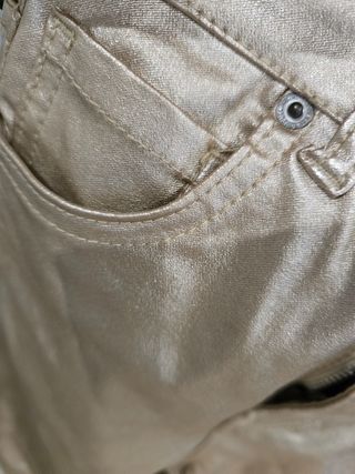 Pantalón elastico dorado talla 32