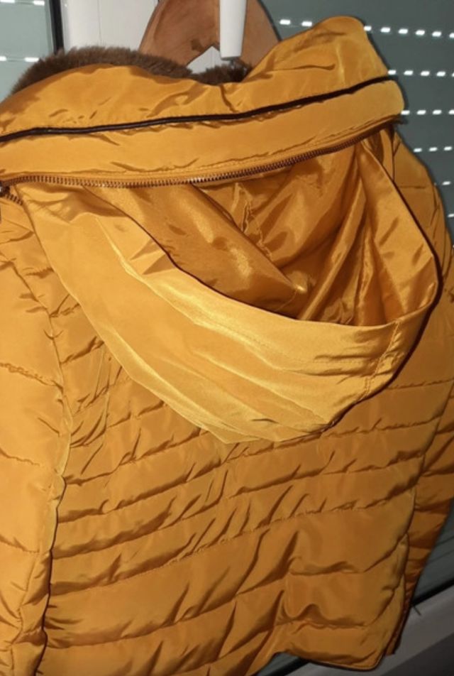 Chaqueta acolchada. Talla M.