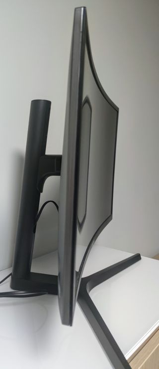Pantalla Samsung 24 pulgadas CURVE