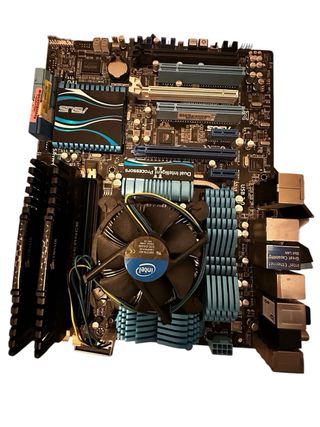 Asus P8P67 Deluxe Intel I72600k Corsair 64GB