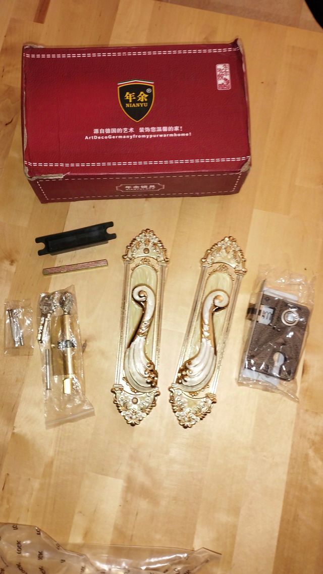 Tiradores de puerta estilo vintage con llave