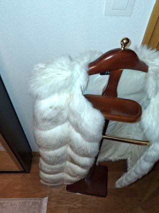 Chaleco de pelo blanco invierno.