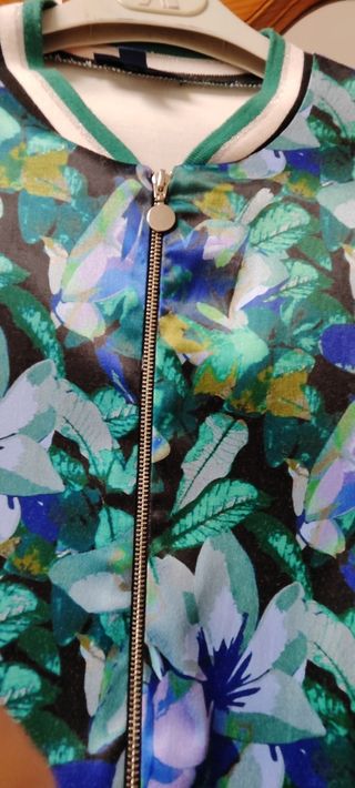 Chaqueta mujer tipo bomber