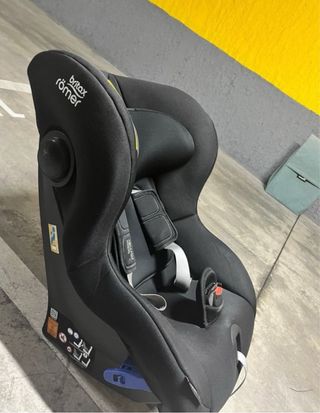 Silla a contra marcha  Britax romer max way plus. 