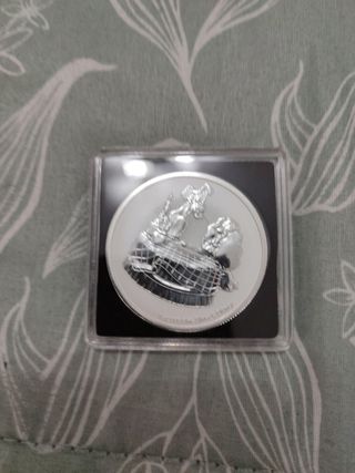 1 onza plata dama y vagabundo  2022