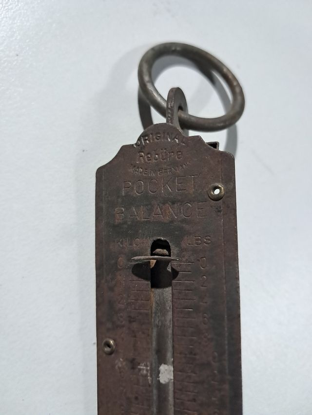 Bilancia tascabile antica