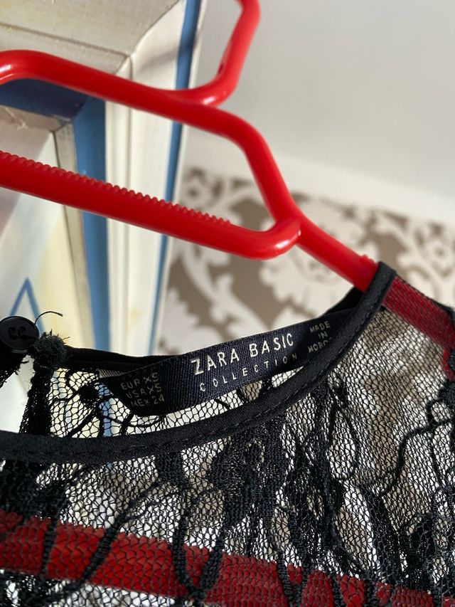 Vestido fiesta brillante negro Zara