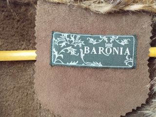 Abrigo de piel vuelta marrón Marca Baronia