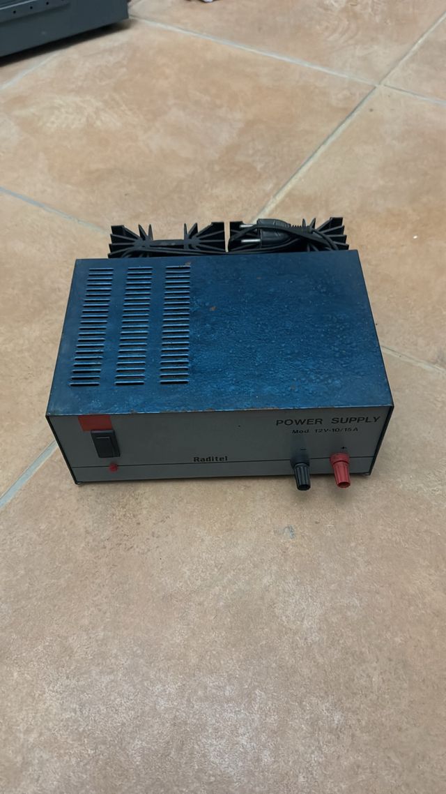 FUENTE DE ALIMENTACION