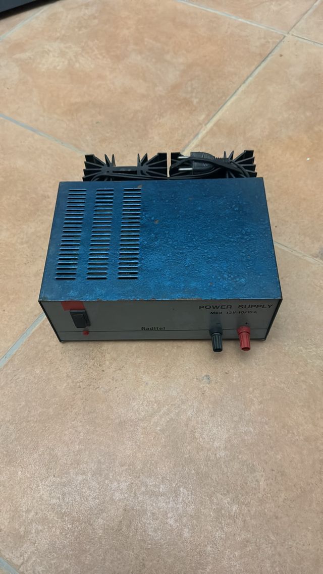 FUENTE DE ALIMENTACION