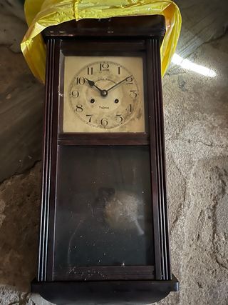 Reloj de paret antiguo
