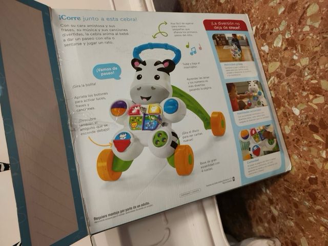 Andador correpasillos Cebra Fisher-Price