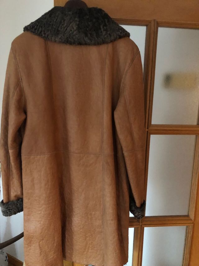 Abrigo de piel con forro de Astracán