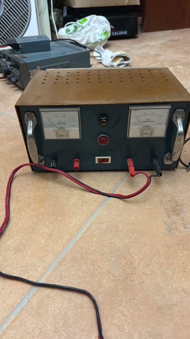 FUENTE DE ALIMENTACION