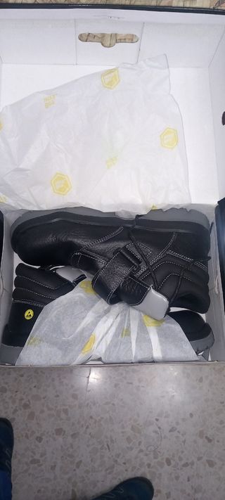 Zapatos seguridad talla 44