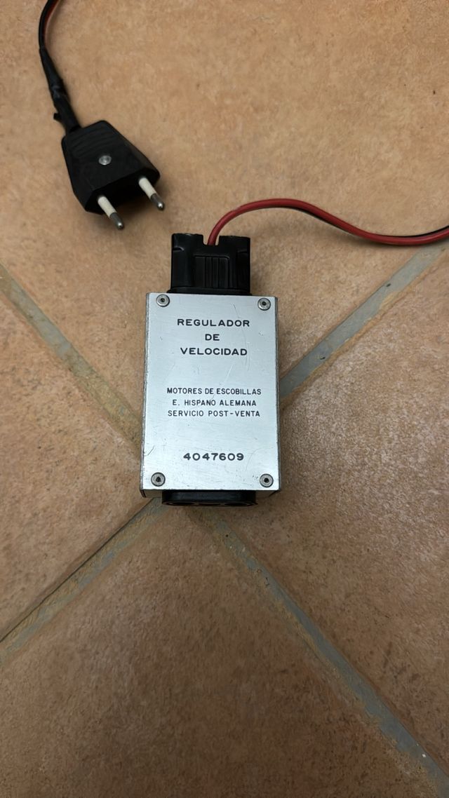 REGULADOR DE VELOCIDAD EMISORA