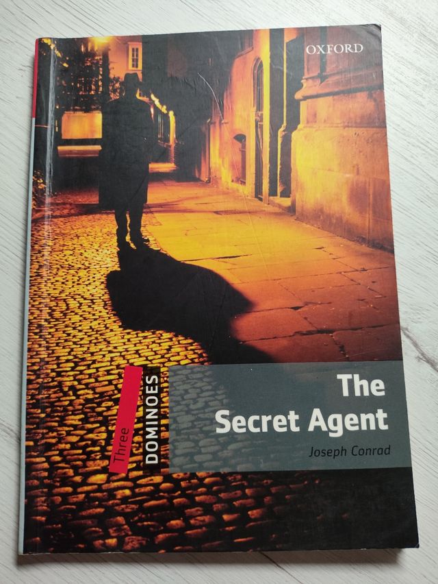 Dominoes, New Edition: Level 3: 1,000-Word Vocabulary The Secret Agent (Dominoes, Level 3: 1,000 Headwords)