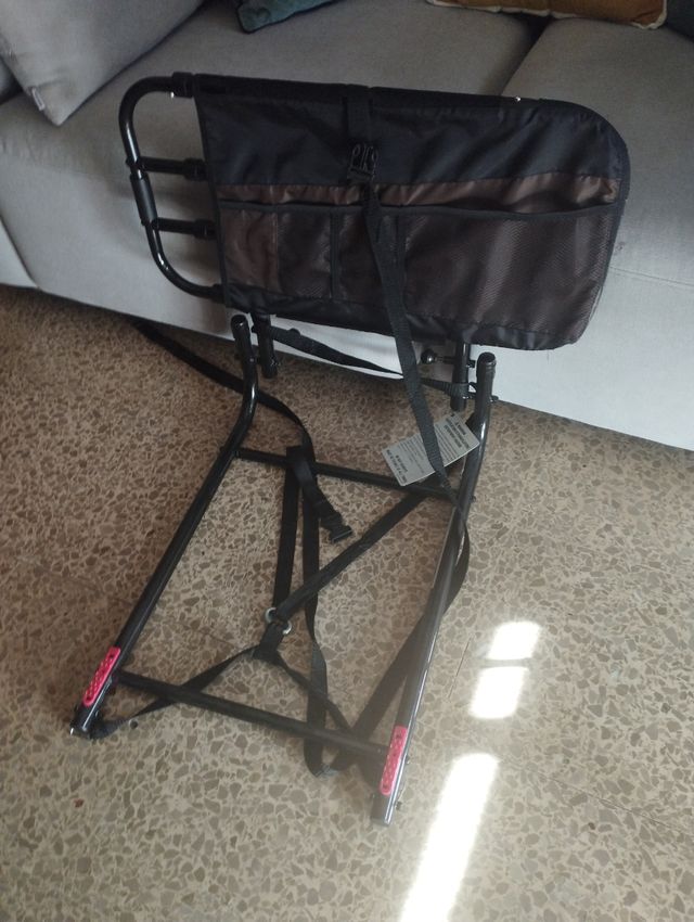 Barra de protección cama mayores.