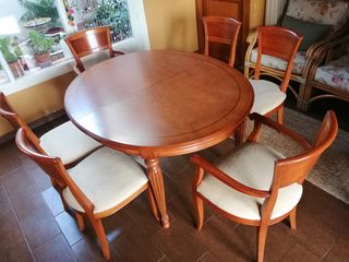 Mesa elíptica de cerezo