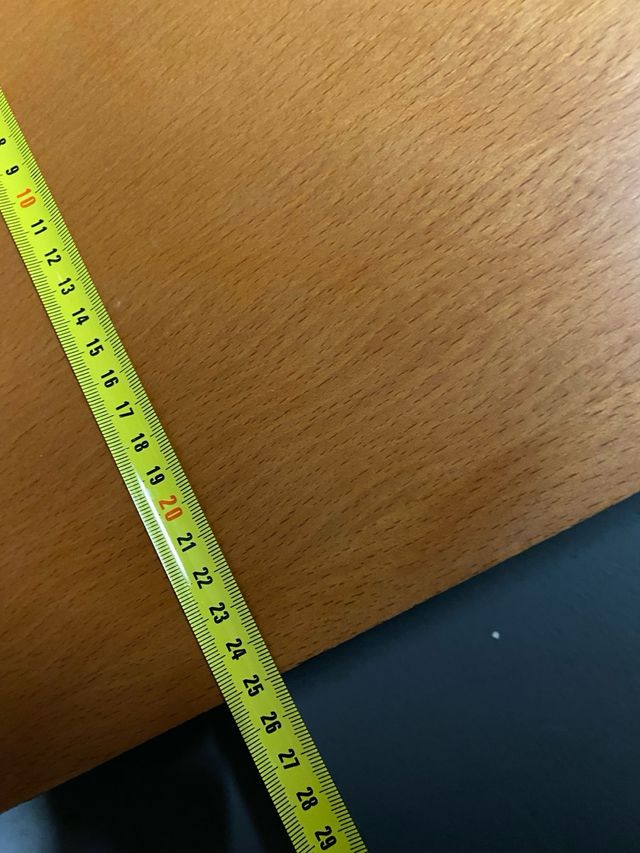 2 baldas con soporte y tornillos