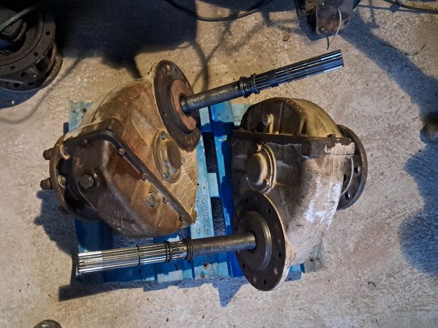 Excéntricas John deere, Zetor