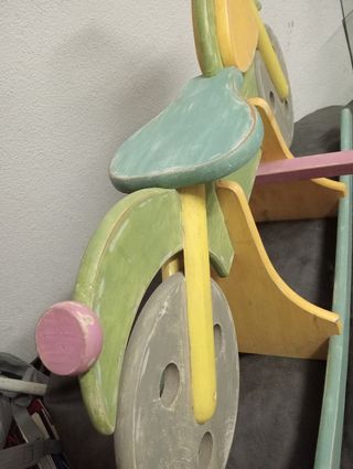 Balancín moto en madera 