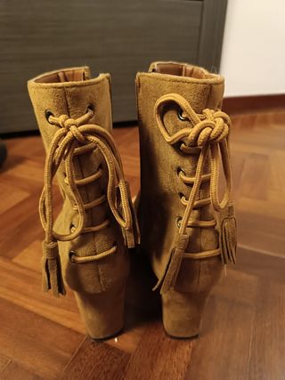 Botines cordones 