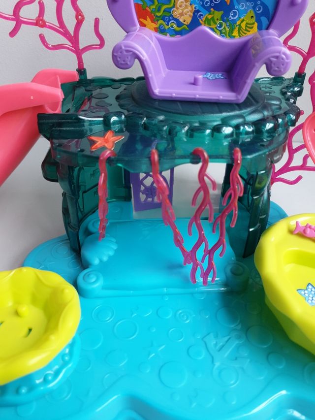 Reino, Carruaje y Cueva Sirenas Pinypon 