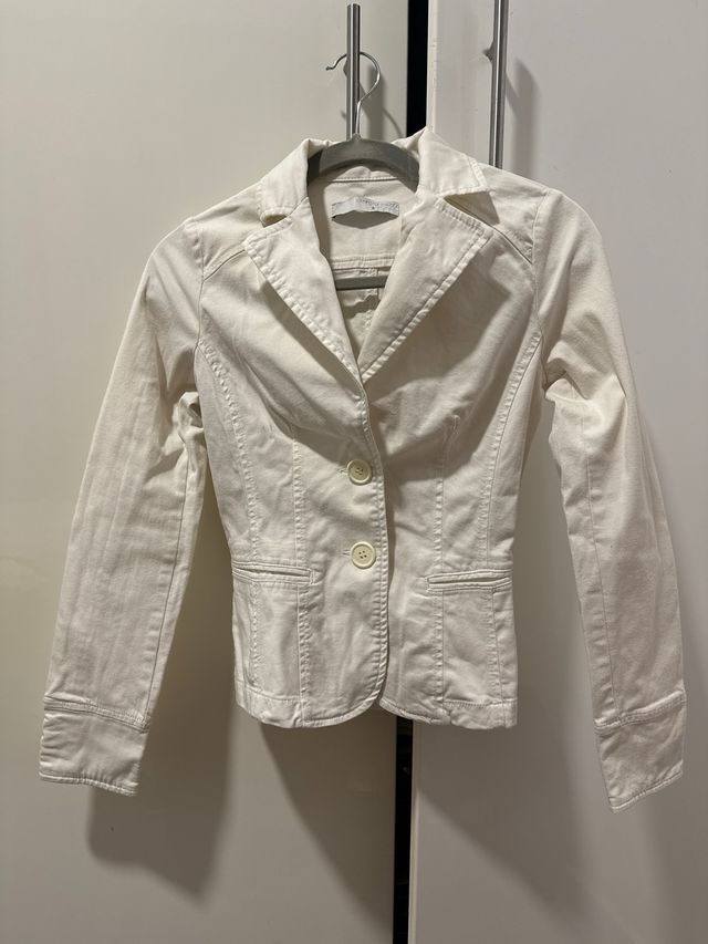 Chaqueta entallada vaquera blanca