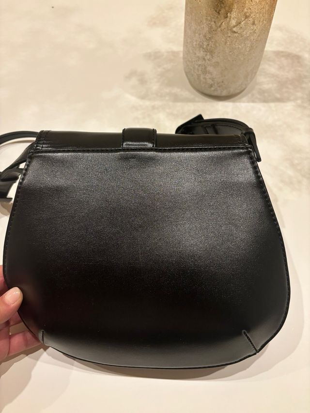 Bolso Zara piel negro