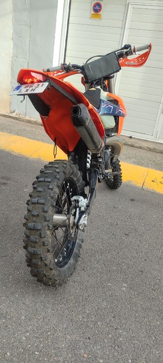 Ktm Exc 250 del 2022 (6990€)