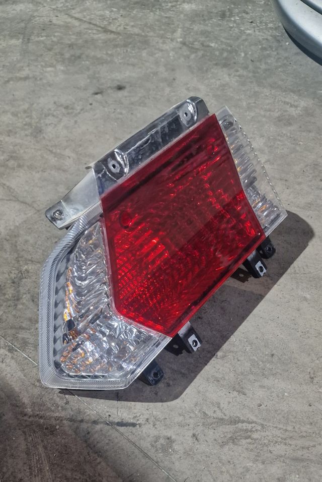 Piloto Daelim s2 125 cc