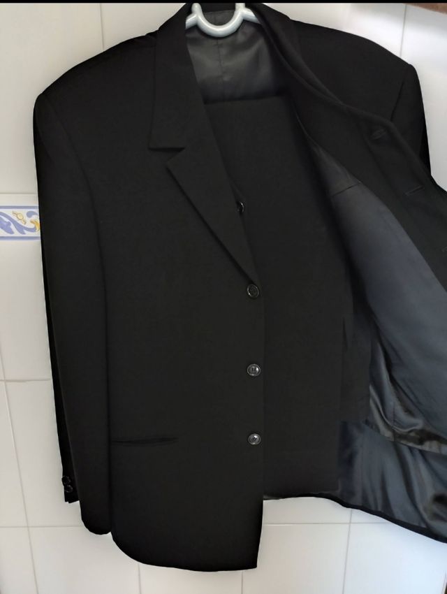 Traje negro