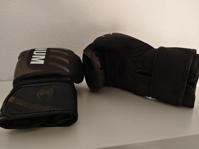 guantes venum boxeo