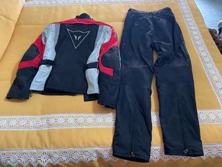 Vendo traje de cordura Dainese con Gore-tex