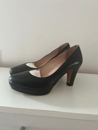 Zapatos piel negra Fosco talla 36