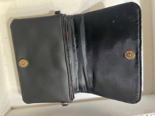 Bolso mano disney en negro dibujos