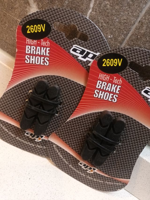 2 coppie pattini compat. Campagnolo