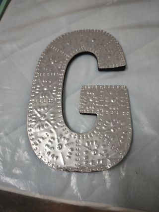 Letras decorativas A y G