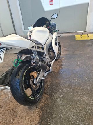 Kawasaki Ninja ZX6 R