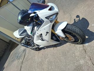 Kawasaki Ninja ZX6 R
