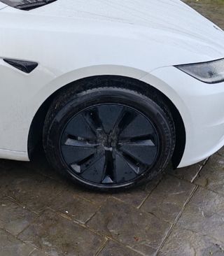 Tapacubos aero tesla highland
