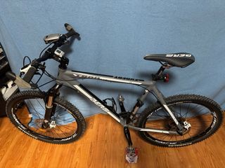 BTT o Mountain Bike Berg Expert Trail 4.9