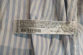Vestido camisero corto de rayas de Bershka