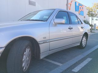 Mercedes-Benz Clase C 2000
