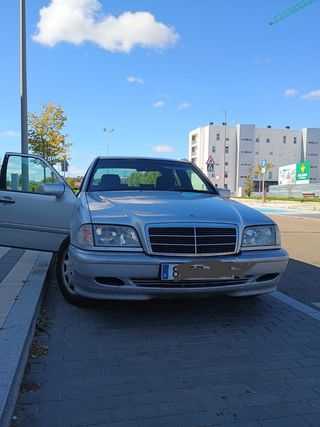 Mercedes-Benz Clase C 2000