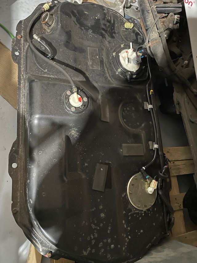 Deposito gasolina Mitsubishi Evo 9