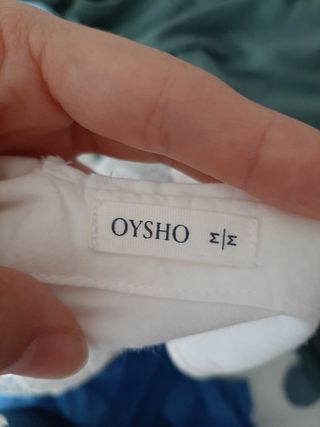 Blusa blanca con encaje Oysho