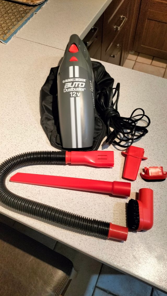 Aspirapolvere auto Black& Decker 